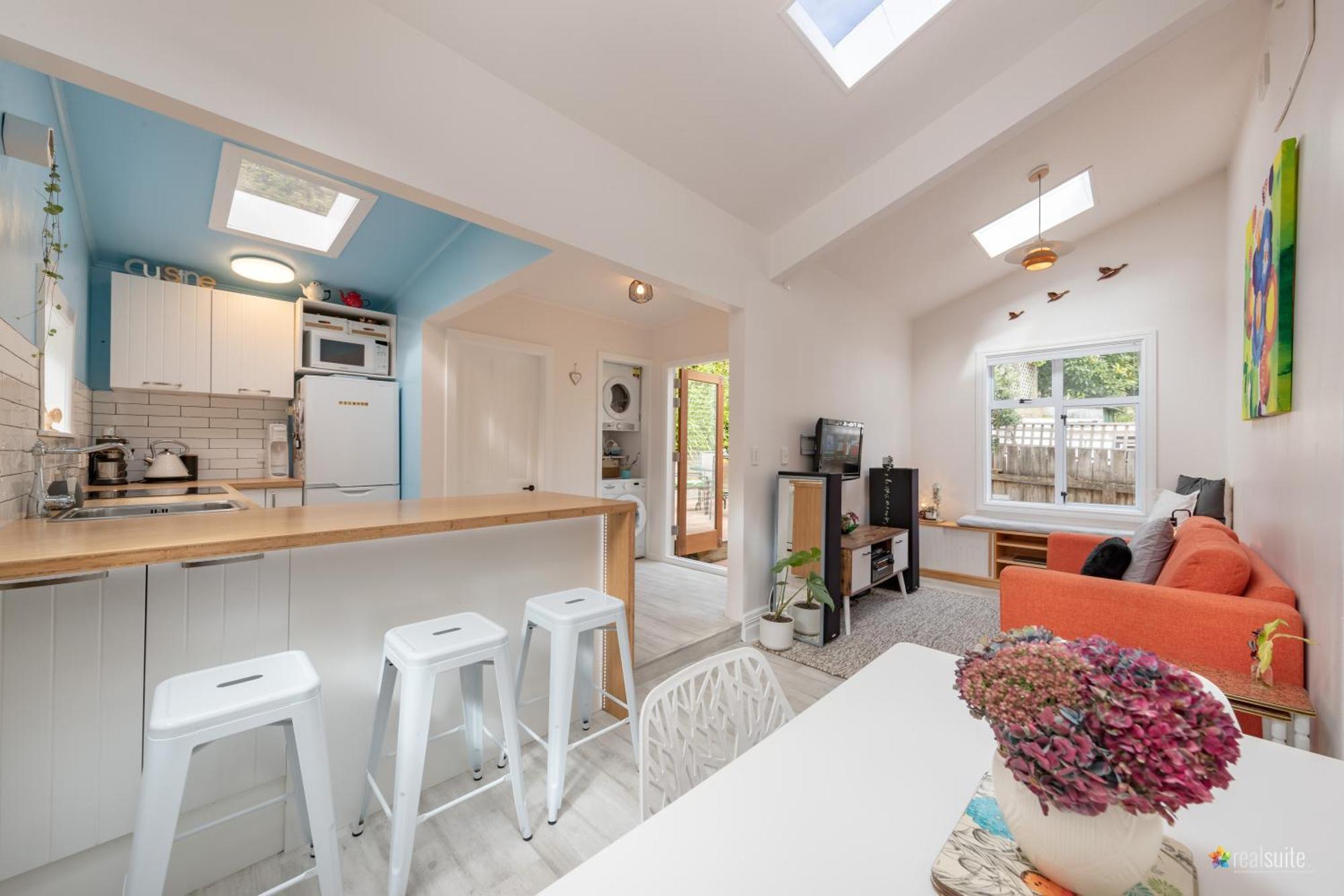Peaceful & Private City Cottage With Carparks Wellington Exterior photo